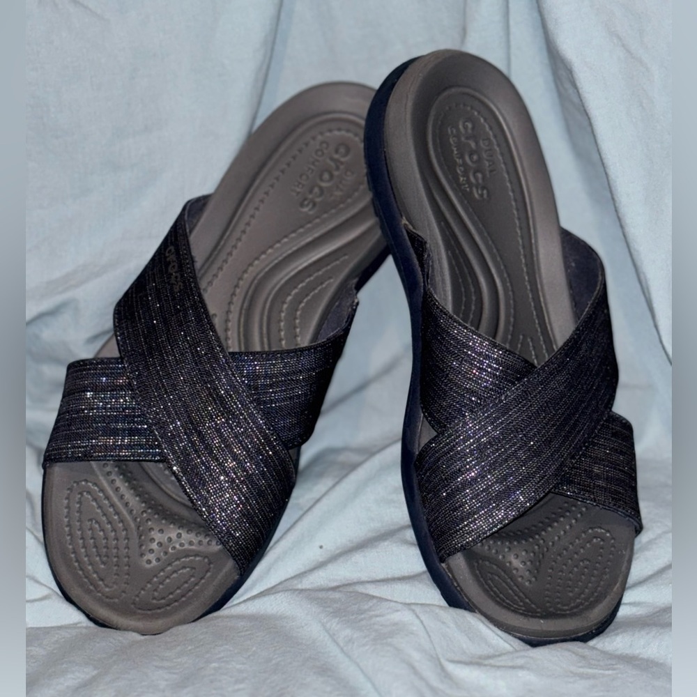 CROCS | Women's Navy Sparkle Crisscross Slide Sandals